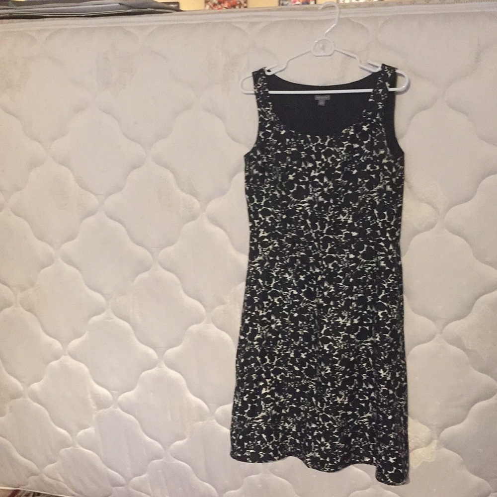 Ann Taylor size 8 summer dress